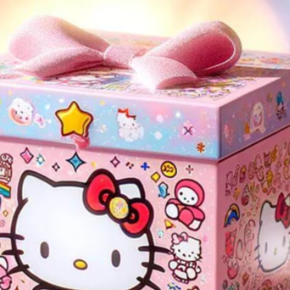 🎀 Girl or Women's Kawaii Mystery Box!🎀 - Kuromi!